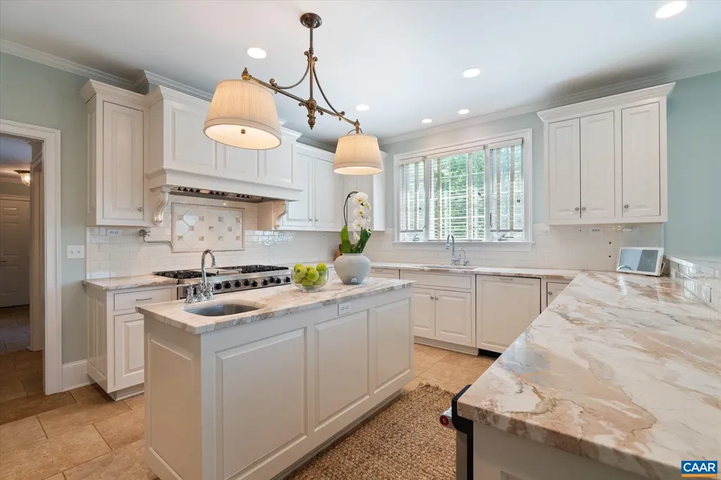 515 Rocks Farm Drive Charlottesville VA 22903