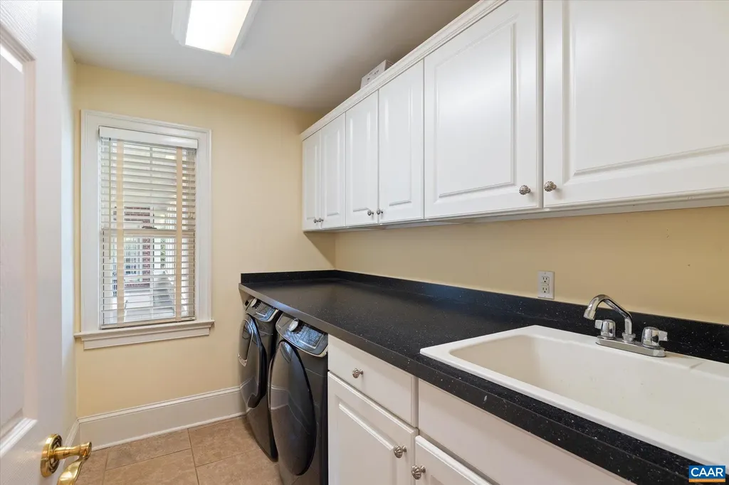 515 Rocks Farm Drive Charlottesville VA 22903