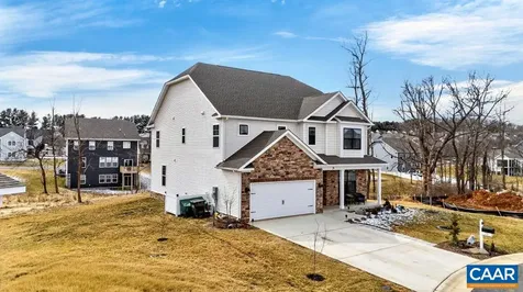 20 Avonwoods Court Staunton VA 24401
