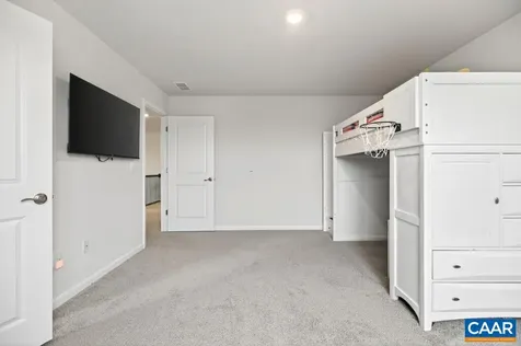 20 Avonwoods Court Staunton VA 24401