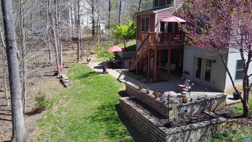 4225 Woodthrush Lane Barboursville VA 22923