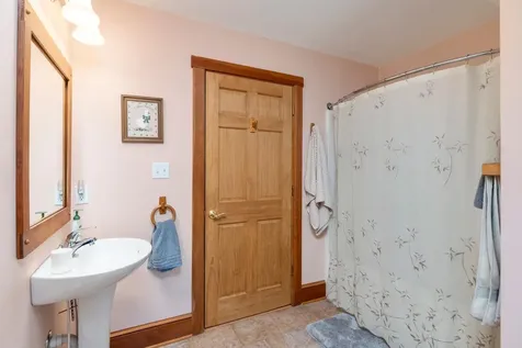 150 Fairfield Estates Drive Raphine VA 24472