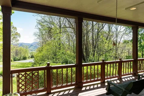 150 Fairfield Estates Drive Raphine VA 24472