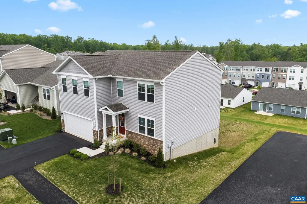30 Horse Path Drive Charlottesville VA 22902