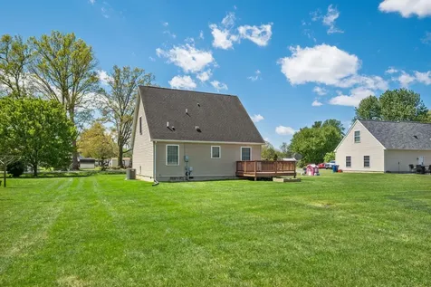 302 16th Street Grottoes VA 24441