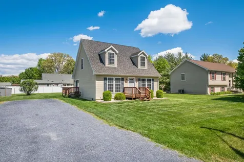 302 16th Street Grottoes VA 24441