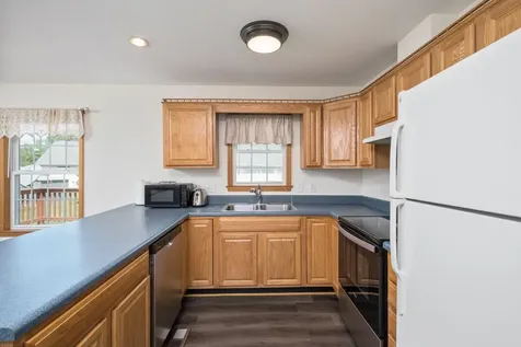 302 16th Street Grottoes VA 24441