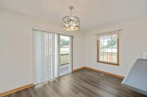 302 16th Street Grottoes VA 24441
