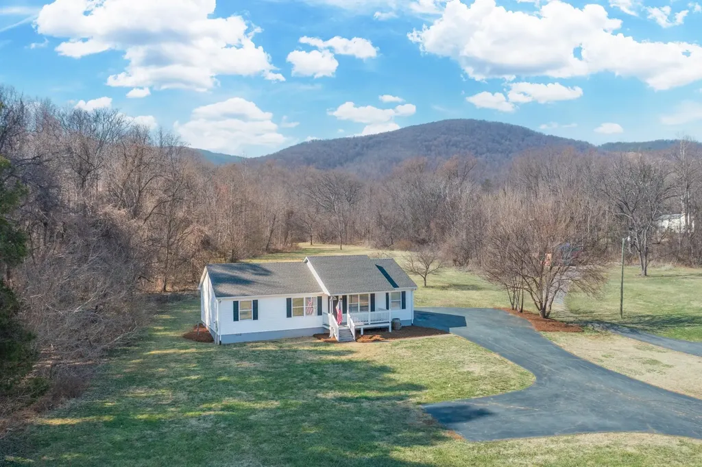 850 Greenwood Road Crozet VA 22932