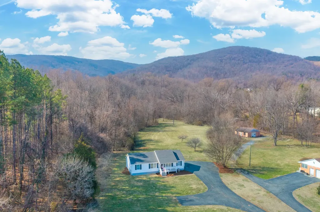 850 Greenwood Road Crozet VA 22932