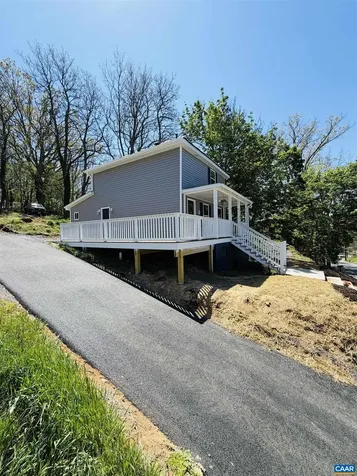 427 Montgomery Avenue Staunton VA 24401