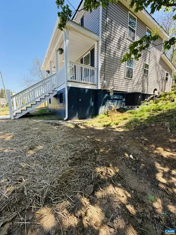 427 Montgomery Avenue Staunton VA 24401
