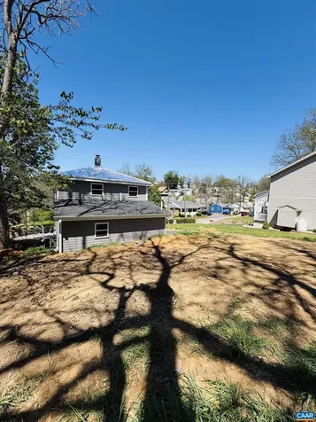 427 Montgomery Avenue Staunton VA 24401