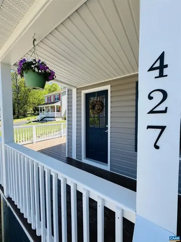 427 Montgomery Avenue Staunton VA 24401