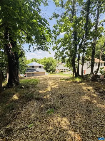 427 Montgomery Avenue Staunton VA 24401