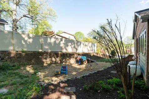 807 Brae Burn Place N Staunton VA 24401