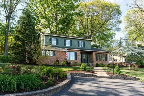 807 Brae Burn Place N Staunton VA 24401