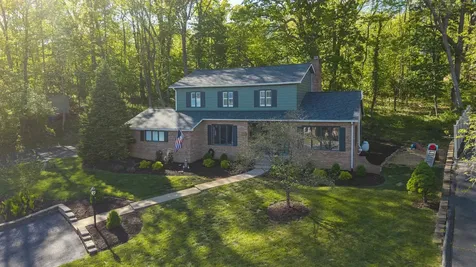 807 Brae Burn Place N Staunton VA 24401