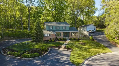 807 Brae Burn Place N Staunton VA 24401