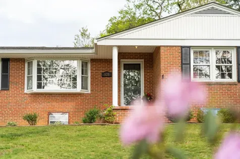 525 Robin Street Staunton VA 24401