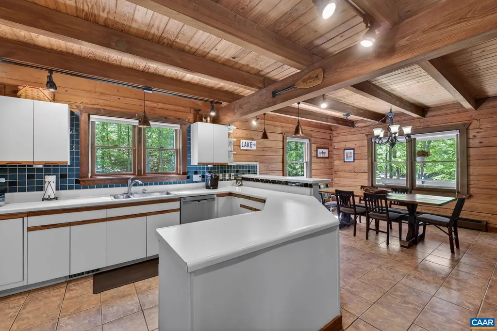 279 Jefferson Drive Palmyra VA 22963