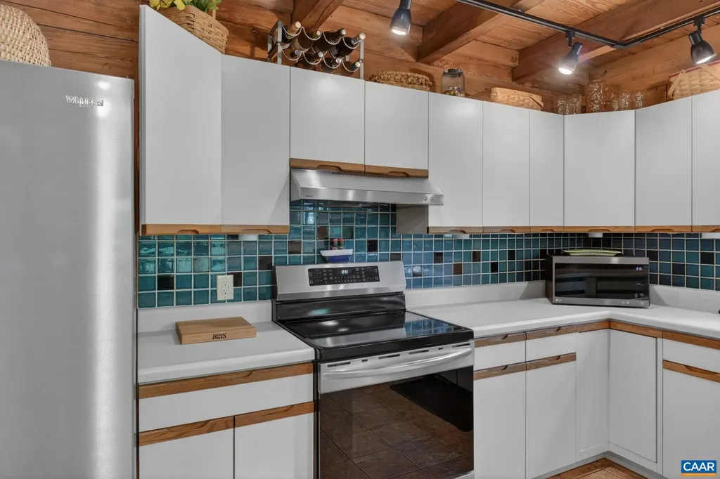 279 Jefferson Drive Palmyra VA 22963