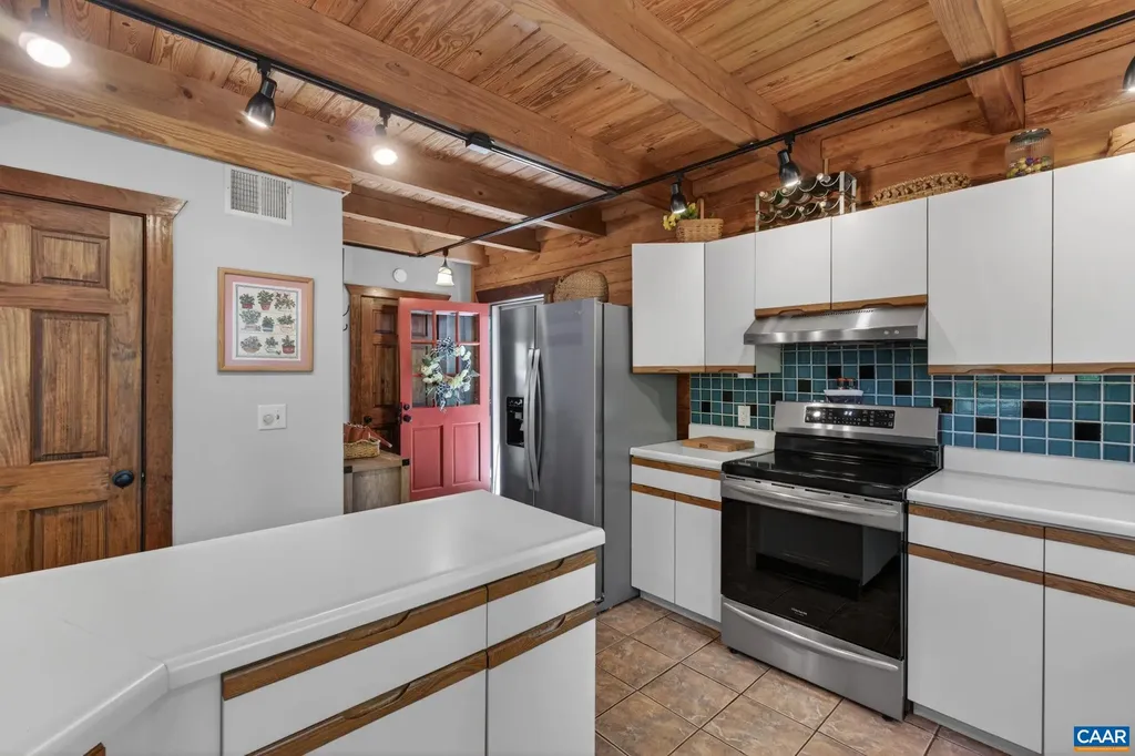 279 Jefferson Drive Palmyra VA 22963
