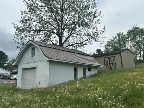 661 Ladd Road Fishersville VA 22939