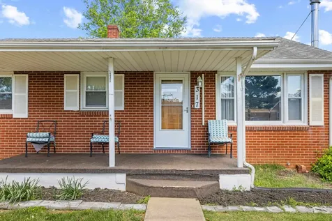 317 Ridge Road Staunton VA 24401