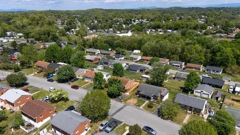 317 Ridge Road Staunton VA 24401