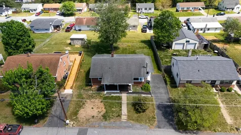 317 Ridge Road Staunton VA 24401