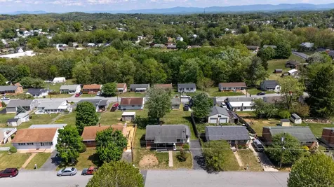 317 Ridge Road Staunton VA 24401