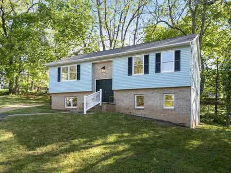 3 Sullivan Street Staunton VA 24401