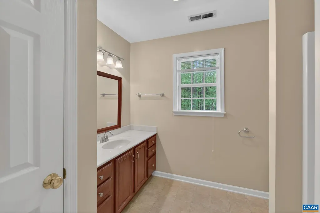 154 White Cedar Road Barboursville VA 22923