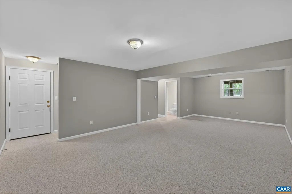 154 White Cedar Road Barboursville VA 22923