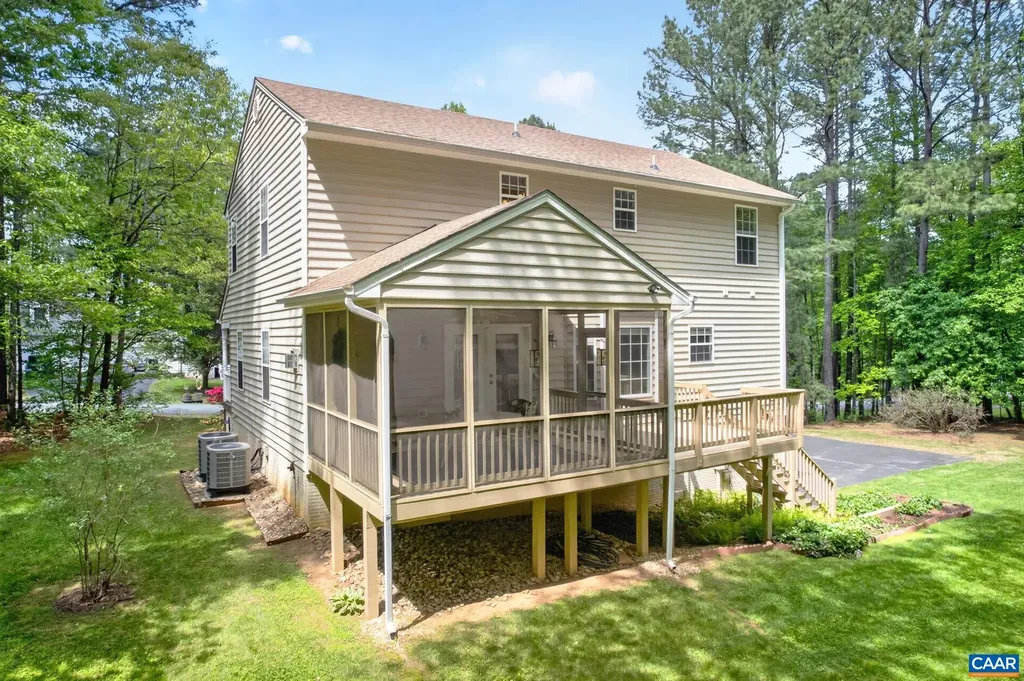 154 White Cedar Road Barboursville VA 22923