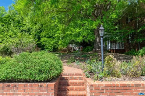 165 Walnut Lane Charlottesville VA 22911