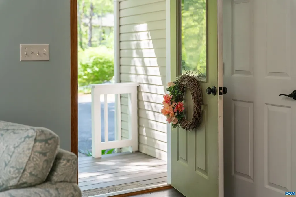 23 Arapaho Trail Palmyra VA 22963