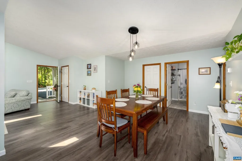 23 Arapaho Trail Palmyra VA 22963