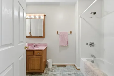 7 Blue Ridge Court Luray VA 22835