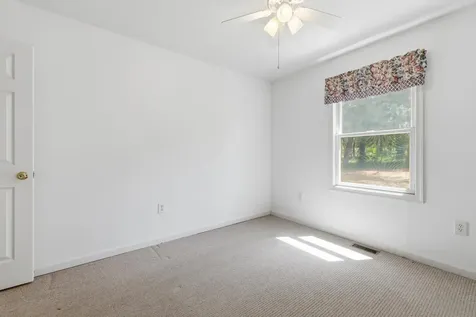 7 Blue Ridge Court Luray VA 22835