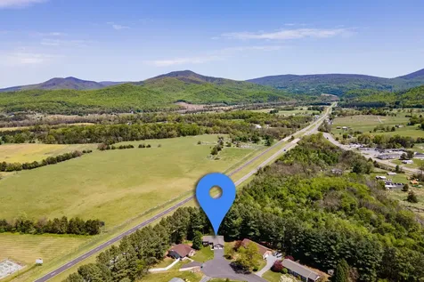 7 Blue Ridge Court Luray VA 22835