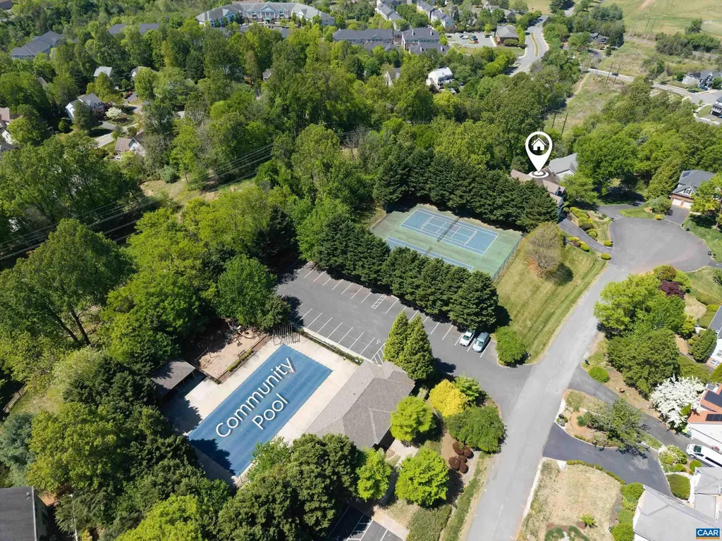 129 Fontana Court Charlottesville VA 22911
