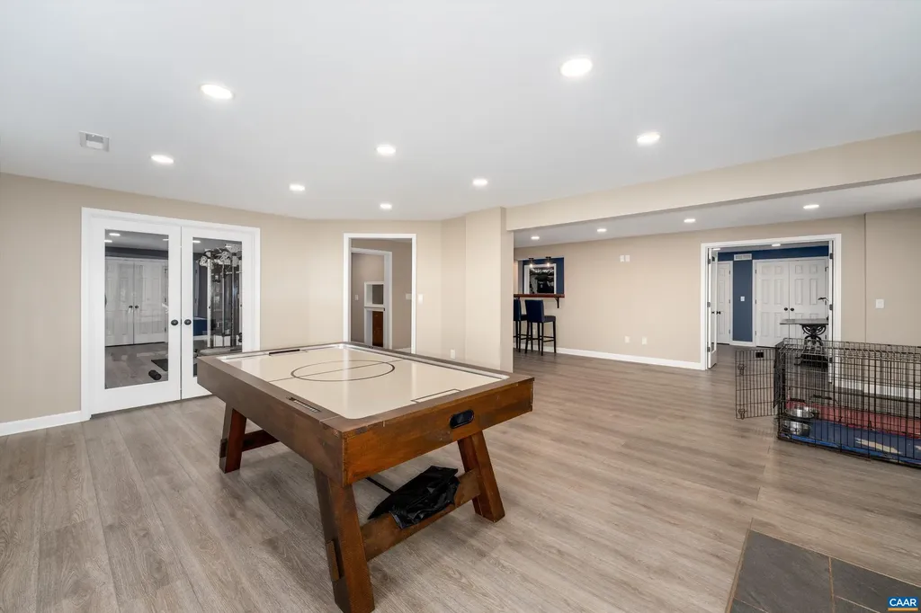 129 Fontana Court Charlottesville VA 22911