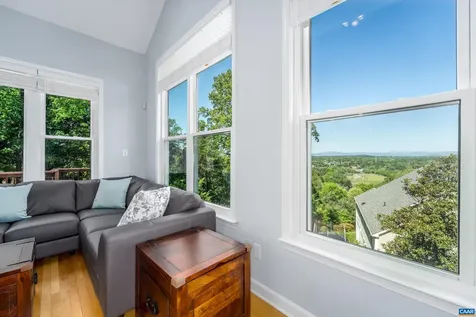 129 Fontana Court Charlottesville VA 22911