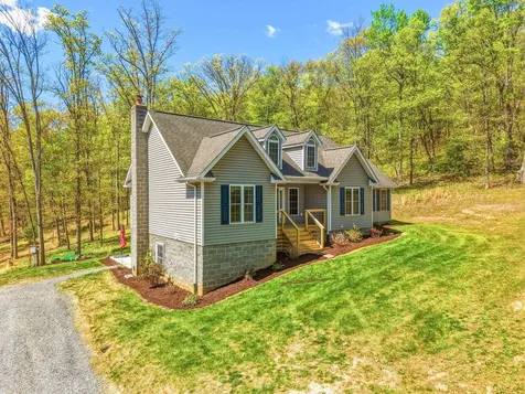 1034 Hepner Road Mt Jackson VA 22842