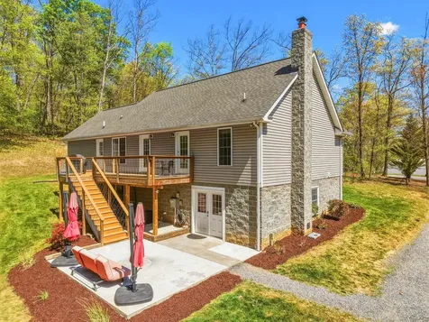 1034 Hepner Road Mt Jackson VA 22842