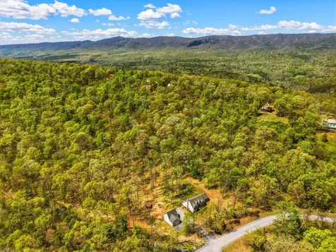 1034 Hepner Road Mt Jackson VA 22842