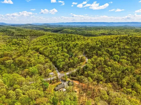 1034 Hepner Road Mt Jackson VA 22842