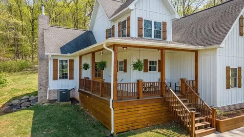 5266 Foothills Lane Keezletown VA 22832
